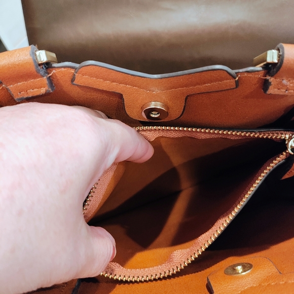 Purse - Picture 5 of 8